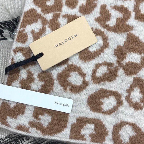 Halogen Leopard Jacquard Wool & Cashmere Scarf - Picture 5 of 7